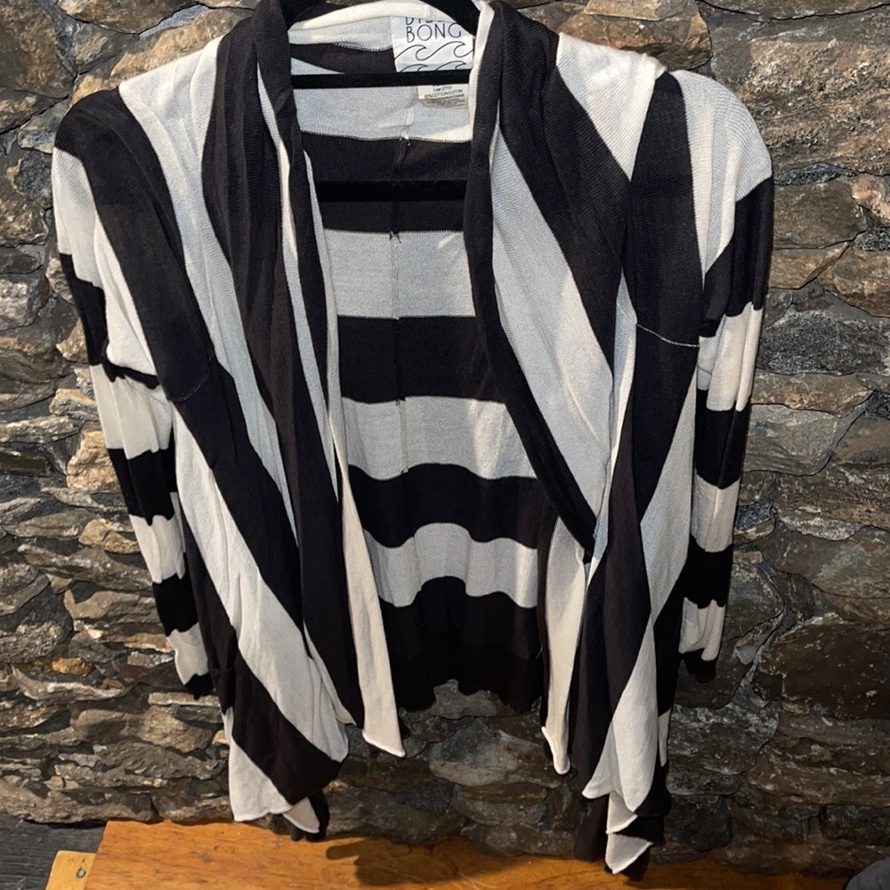 Billabong cardigan